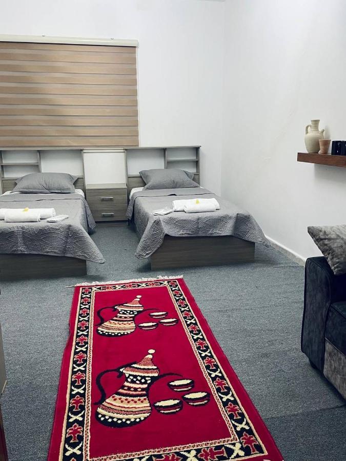 Petra B12 Hostel Вади Муса Екстериор снимка