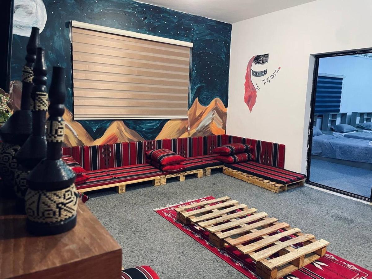 Petra B12 Hostel Вади Муса Екстериор снимка